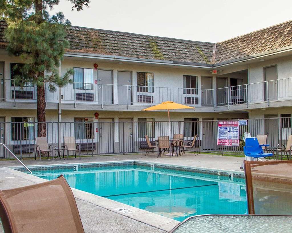 Quality Inn Stockton Konforlar fotoğraf